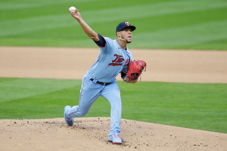 Jose Berrios leads Twins to fourth straight win in return