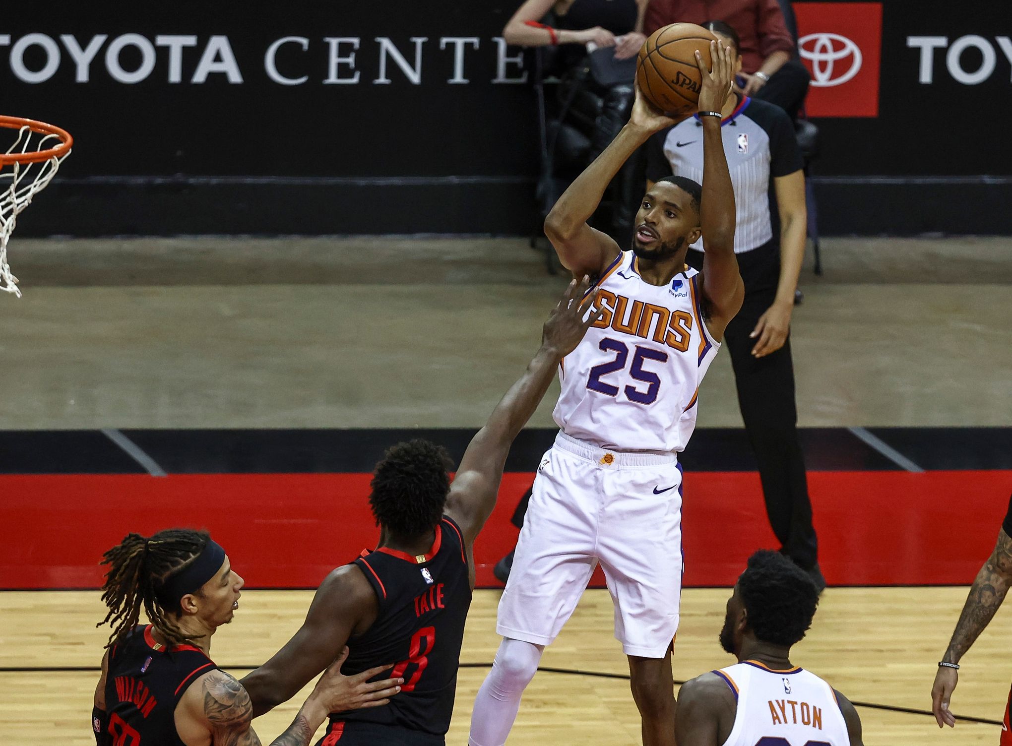 Suns set NBA record for most made 3s in a quarter in win over Rockets