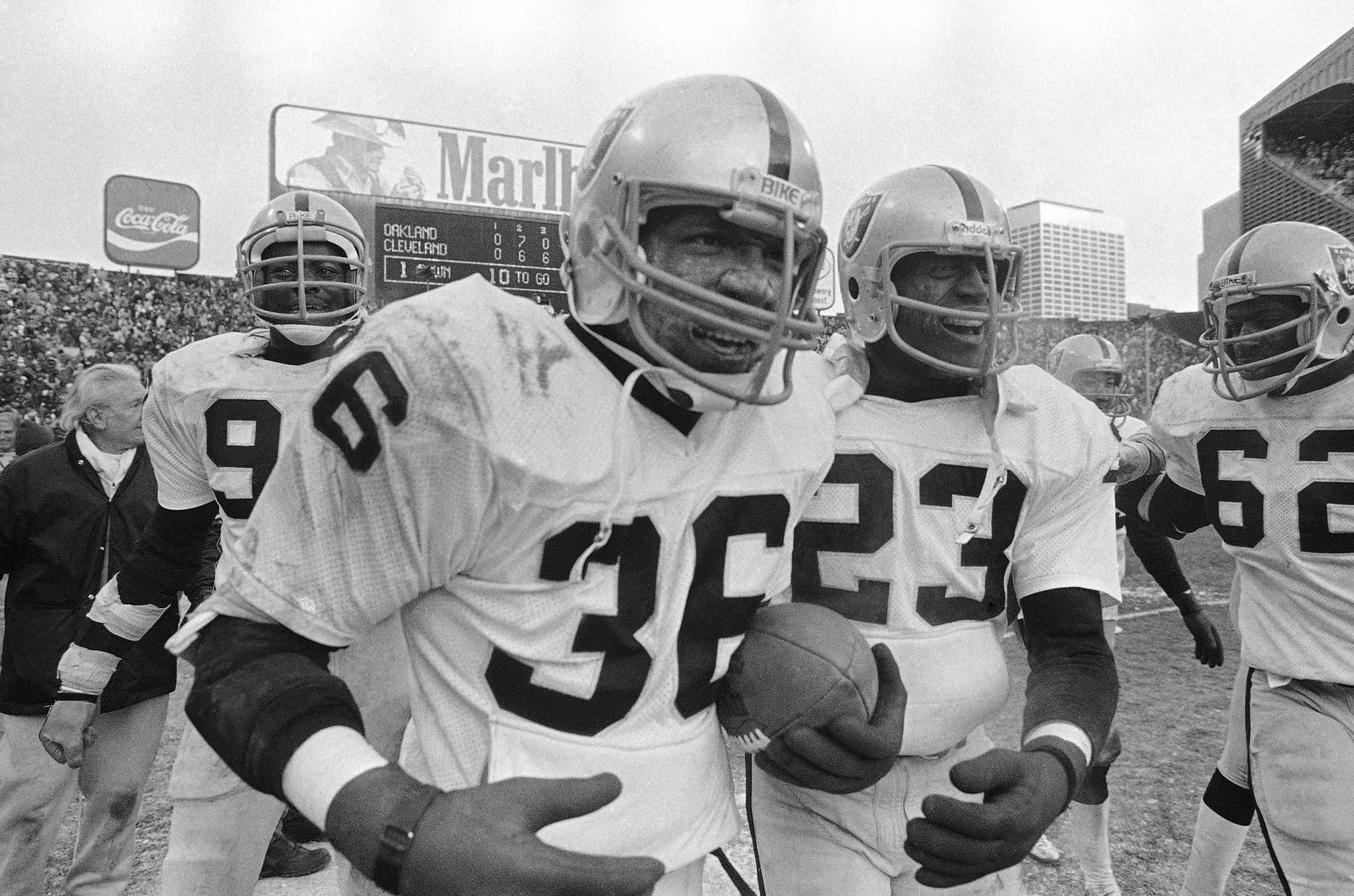 NFL Open Thread: Ozzie Newsome