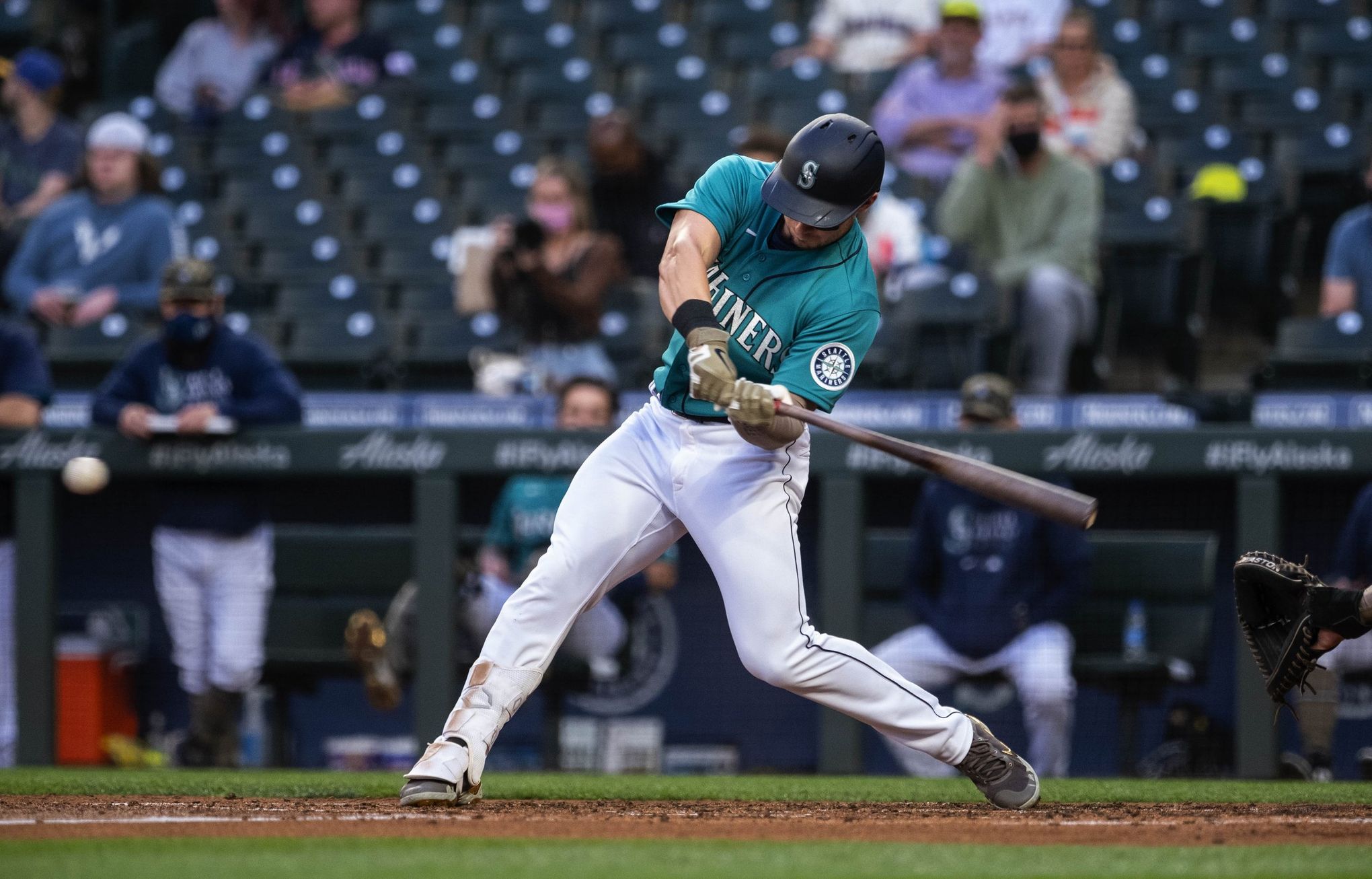 Jarred Kelenic home run video: Mariners OF records first MLB hit - Sports  Illustrated
