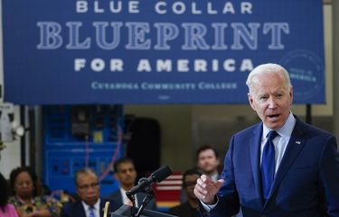 President Joe Biden delivers remarks on the economy at the Cuyahoga Community College Metropolitan Campus, Thursday, May 27, 2021, in Cleveland. (AP Photo/Evan Vucci) OHEV464 OHEV464