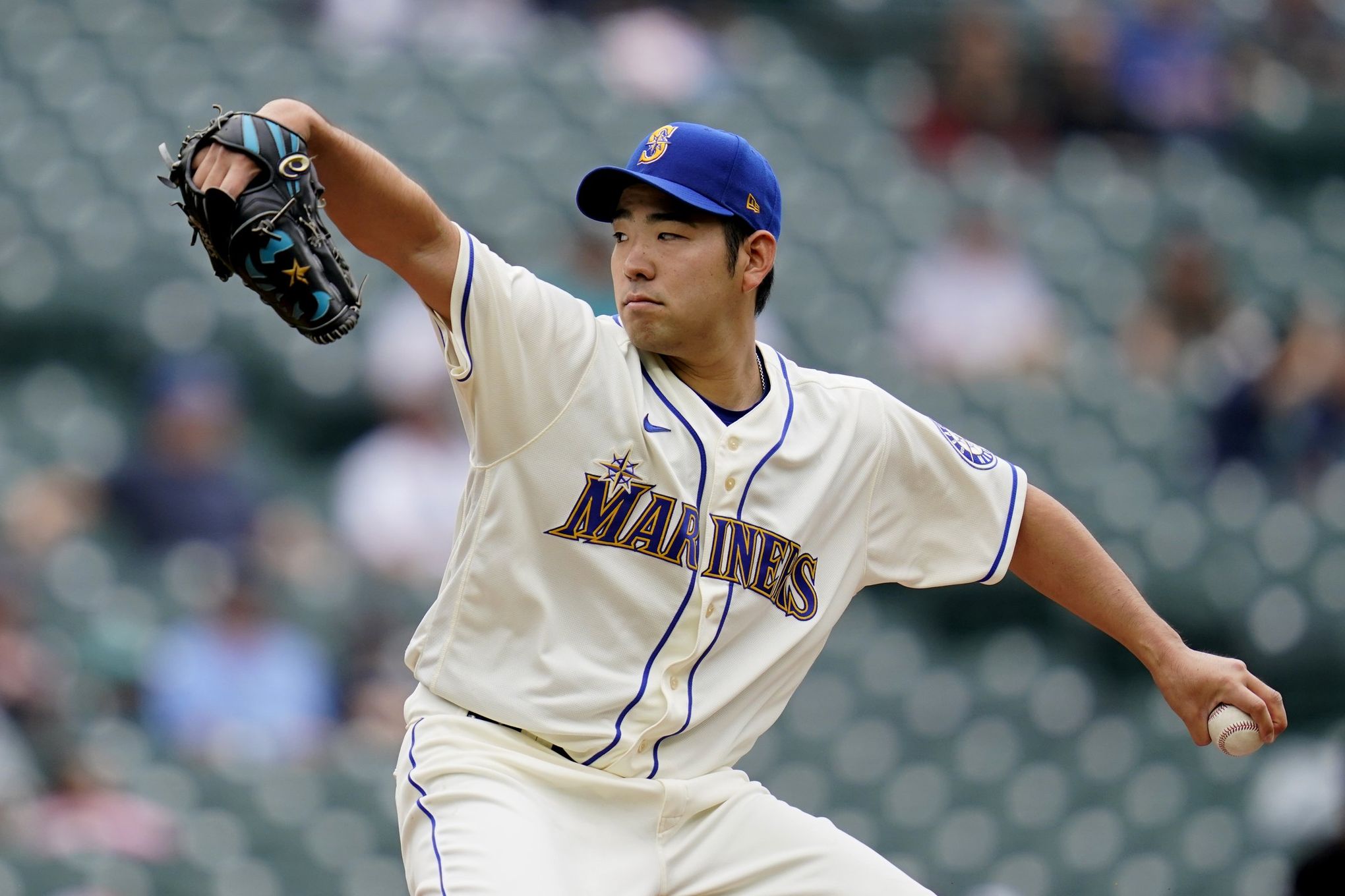 Mariners were the latest to break out the shift against Joey Gallo