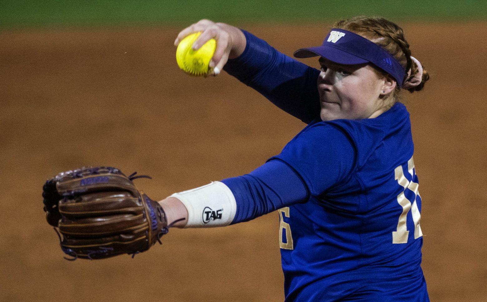 Gabbie Plain Dominates Leads Uw Softball To 3 0 Ncaa Regional Win Over Portland State The Seattle Times