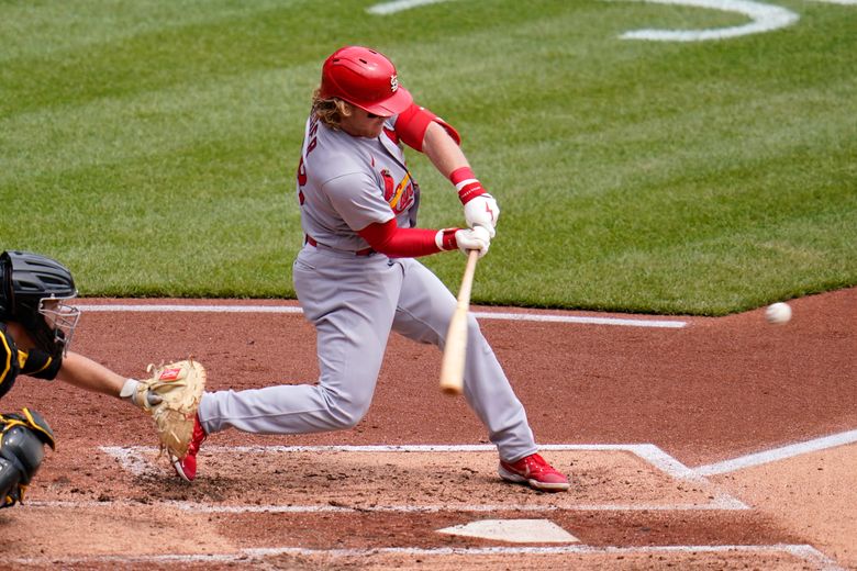 Pirates split series with Cardinals after Little League Classic