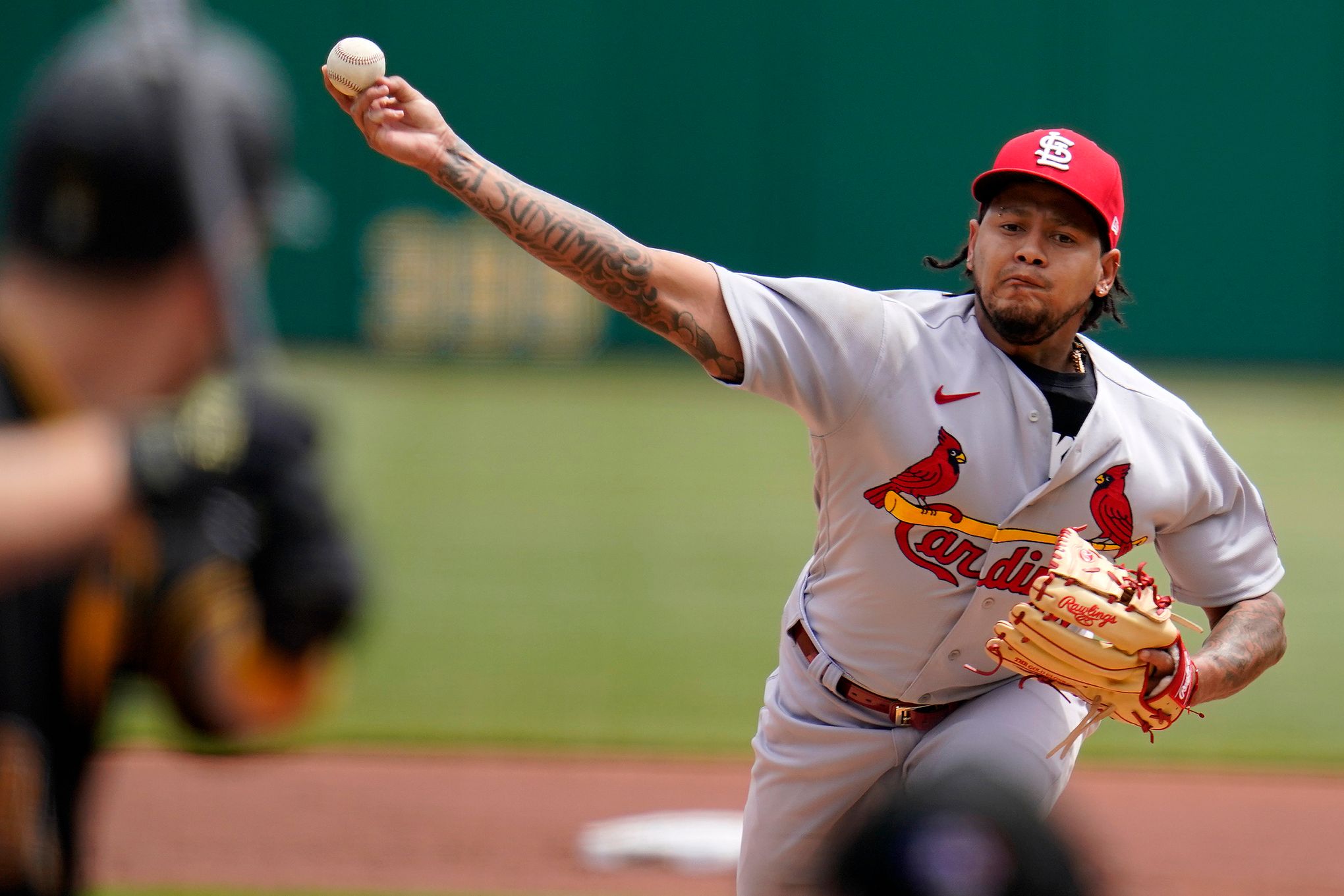 Wainwright, Knizner to IL in flurry of Cardinals roster moves