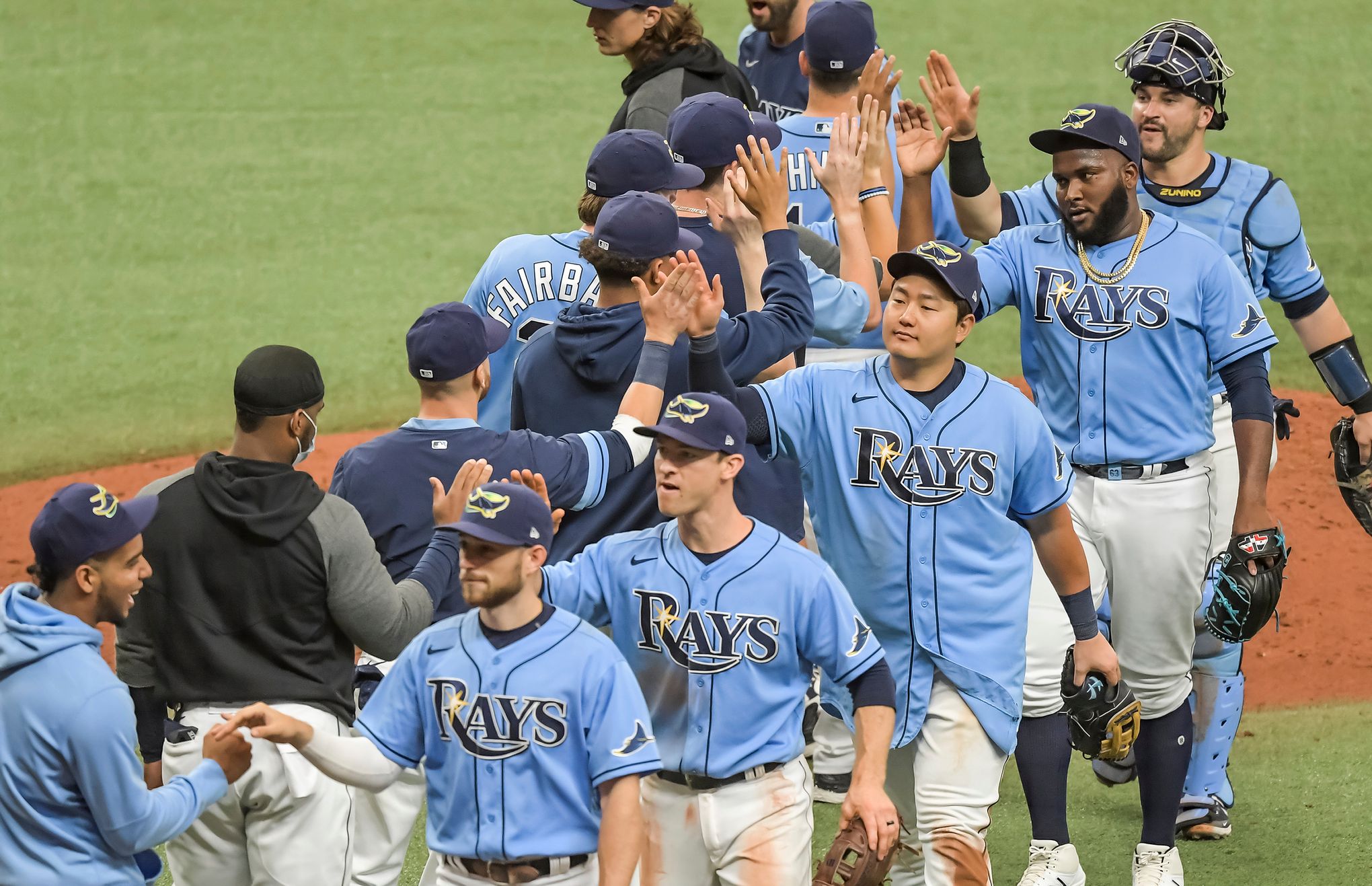 Rays use four outfielders vs Yankees in ALDS