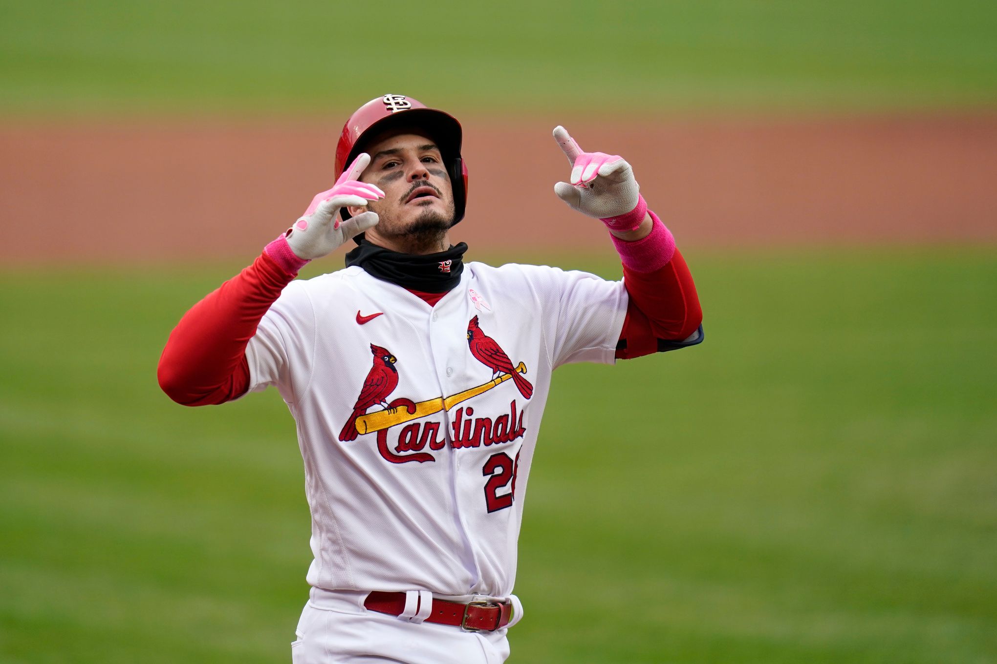 Yadier Molina wore awesome Mother's Day chest protector