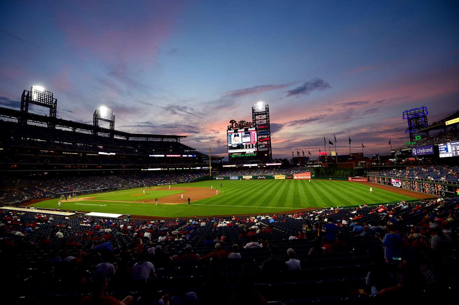 Texas Rangers to allow 100% capacity for opening home game