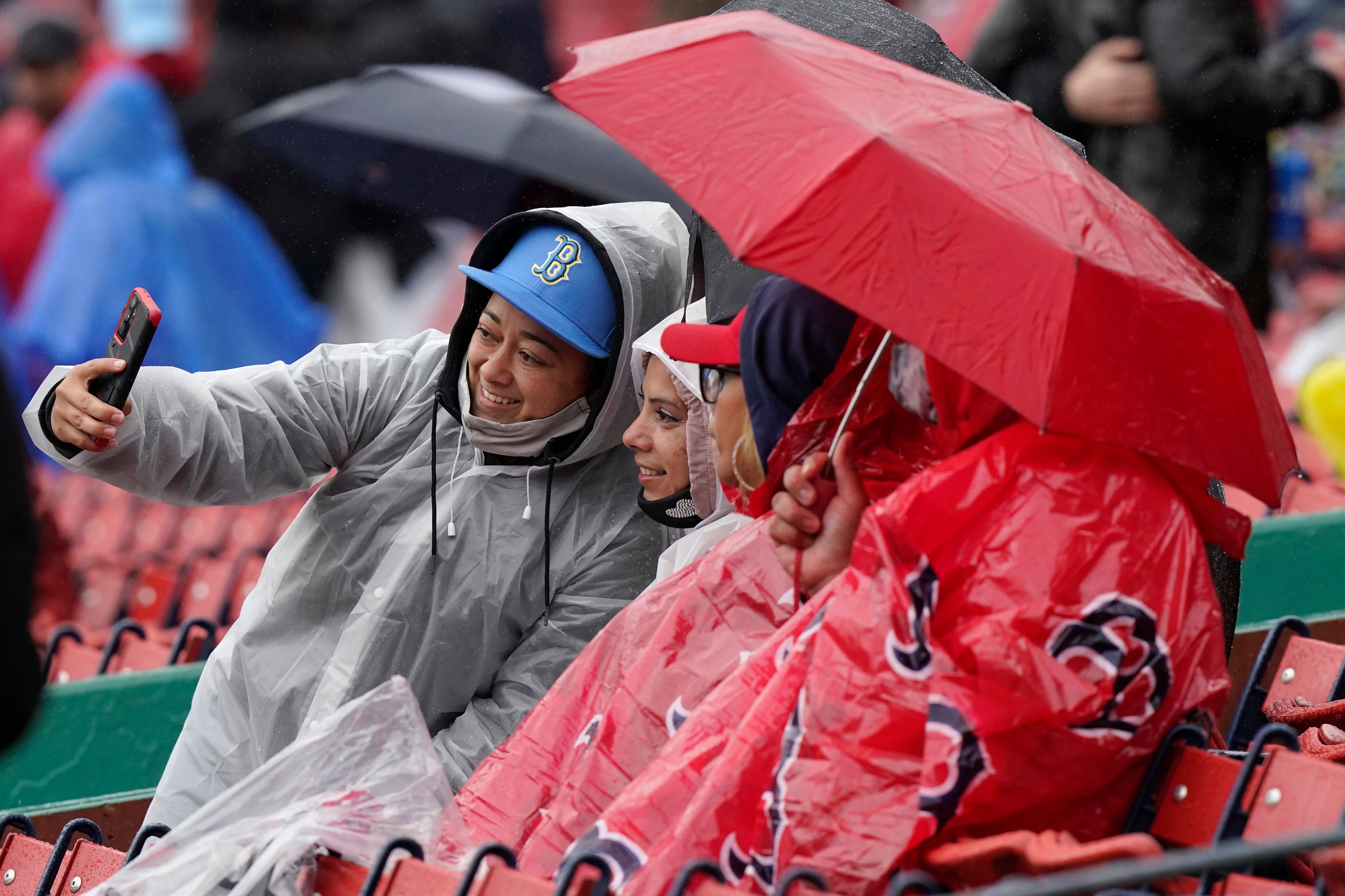 Marlins-Red Sox game postponed by rain 
