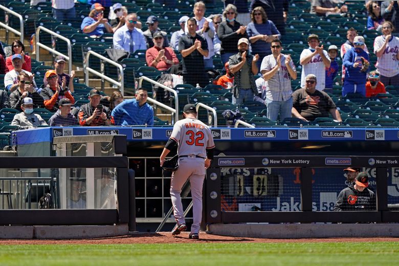 Yankee Stadium Receives a Long Ovation After an 85-Year Run - The New York  Times