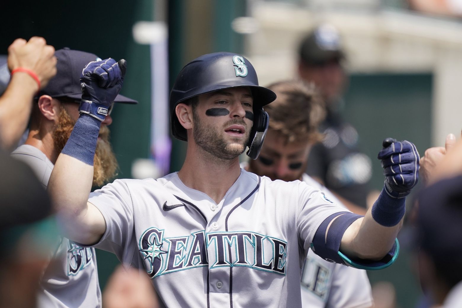 Mailbag: Are the Mariners more likely to hold onto Mitch Haniger than trade  him now?