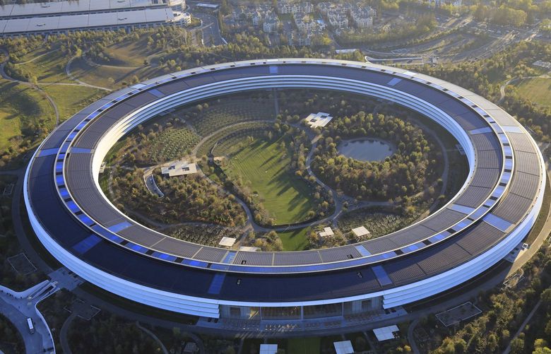 FILE — Apple’s headquarters in Cupertino, Calif., on March 15, 2019. Apple has been plunged into the middle of a firestorm over the Trump administrationâ€™s efforts to find the sources of news stories, one underscoring the avalanche of law enforcement requests that tech companies increasingly contend with. (Jim Wilson/The New York Times)

 XNYT160 XNYT160
