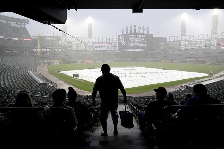 Seattle Mariners-Chicago White Sox suspended due to heavy rain; game to be  made up Sunday - ESPN