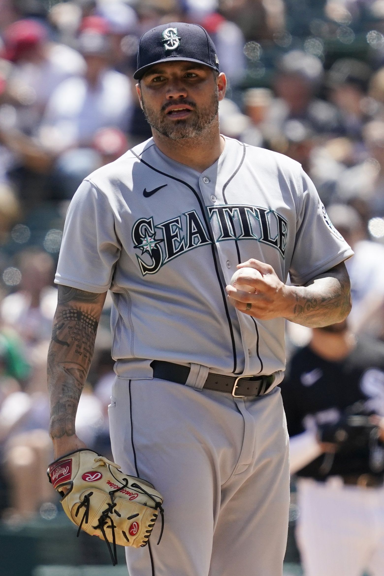 Hector Santiago's more about MLB making a point than brazen cheating | The Seattle Times