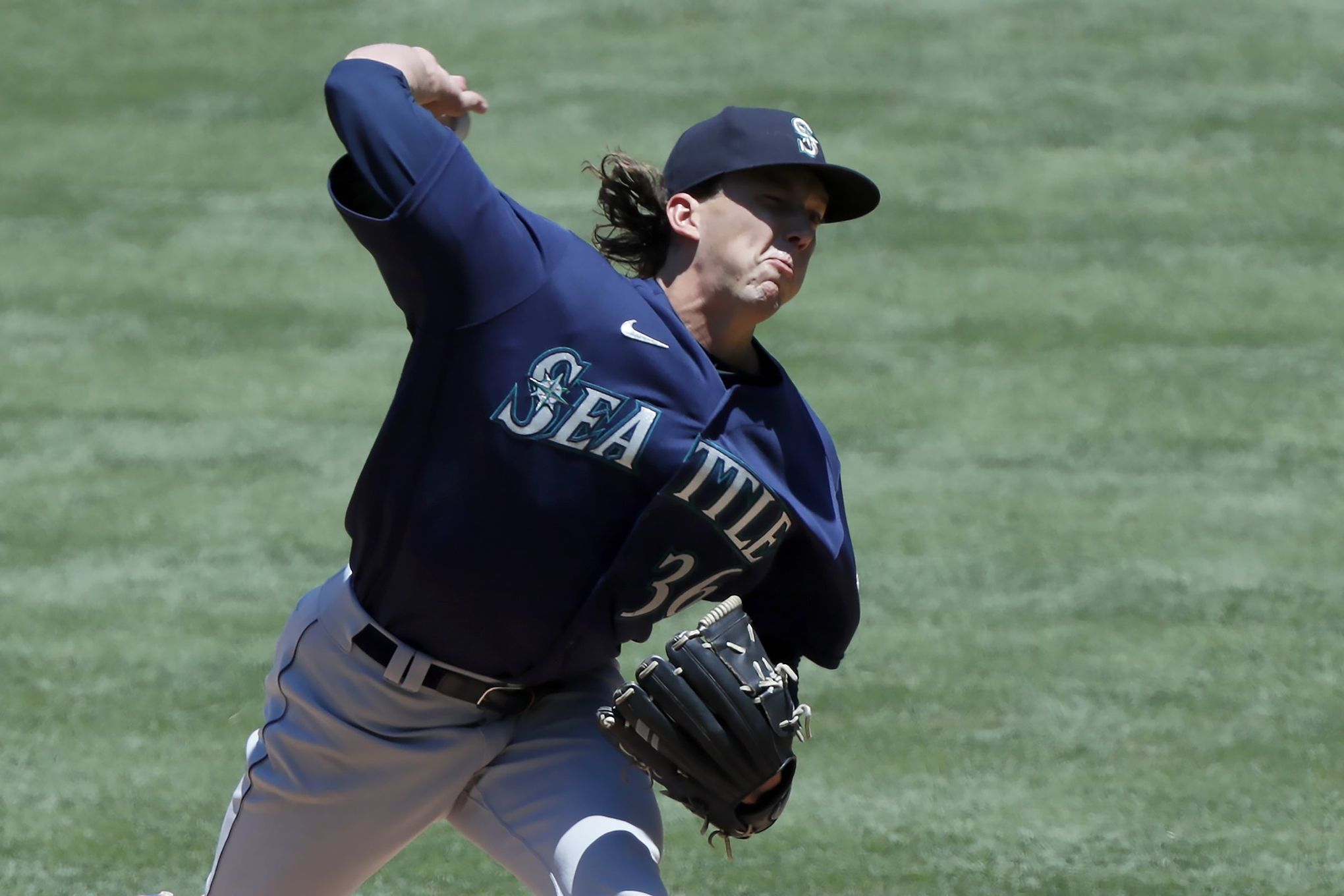 Mariners' Logan Gilbert isn't dwelling on his MLB debut likely