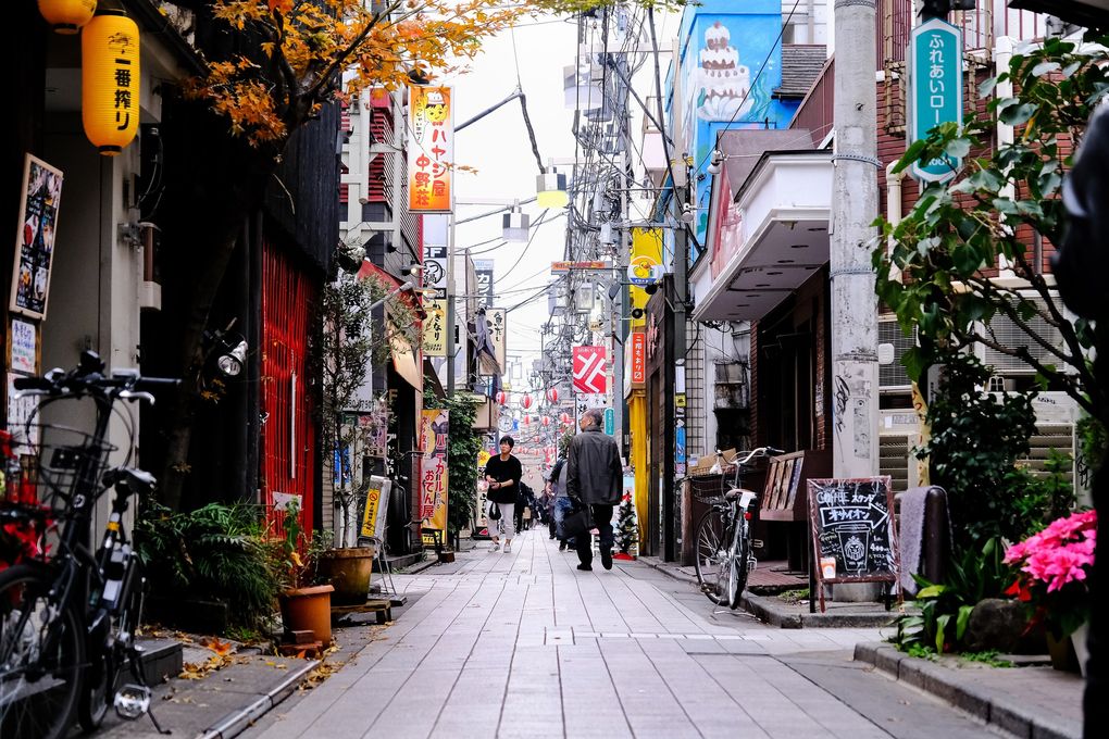 Nakano backstreets near Nakano Beer Kobo in Tokyo, Dec. 6, 2019. (Andrew Faulk / The New York Times)
