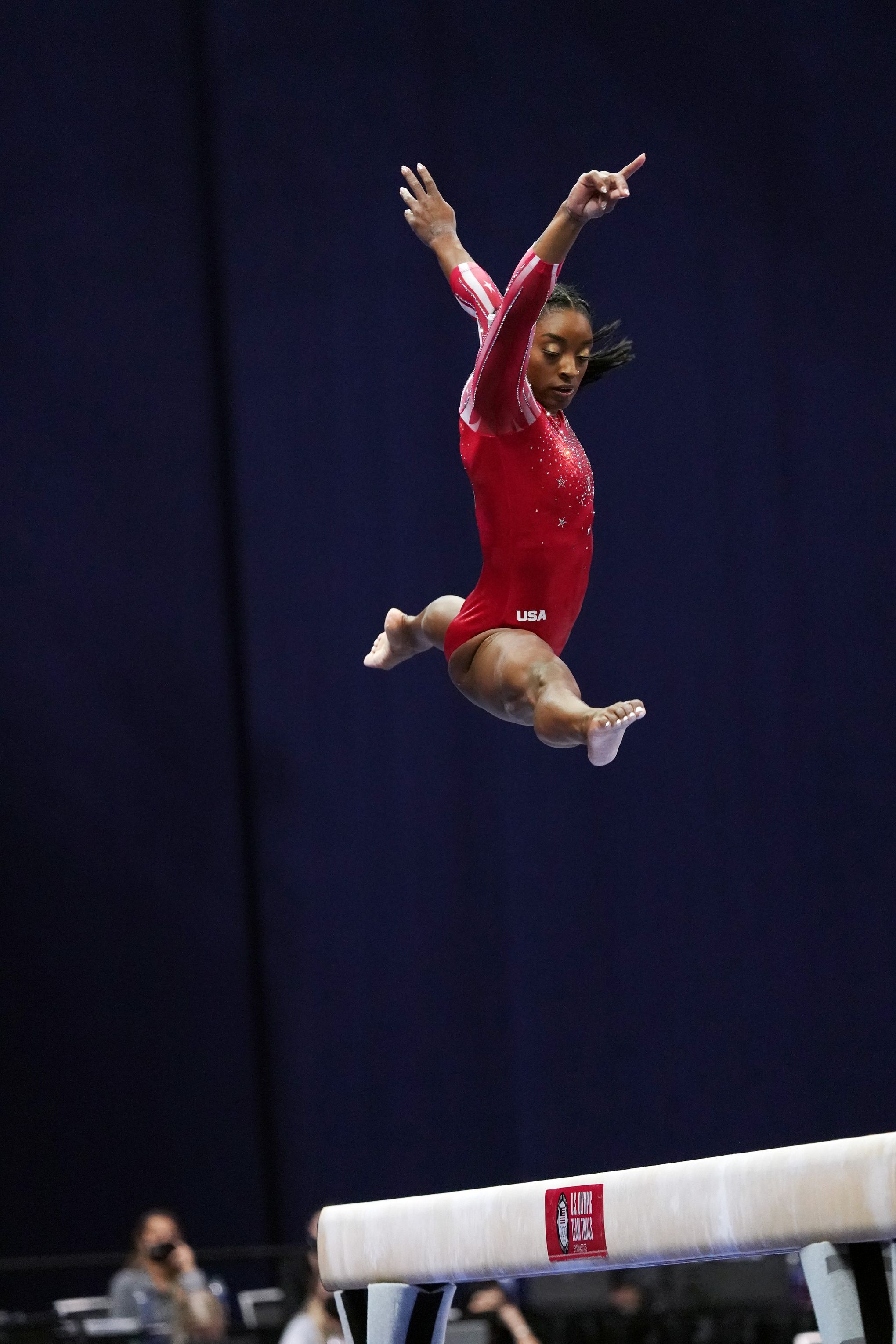 Simone Biles, U.S. women's gymnastics team eye historic world