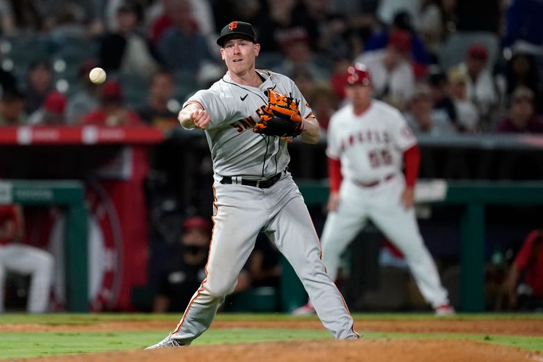 SF Giants: Anthony DeSclafani goes on IL, Brandon Crawford starts