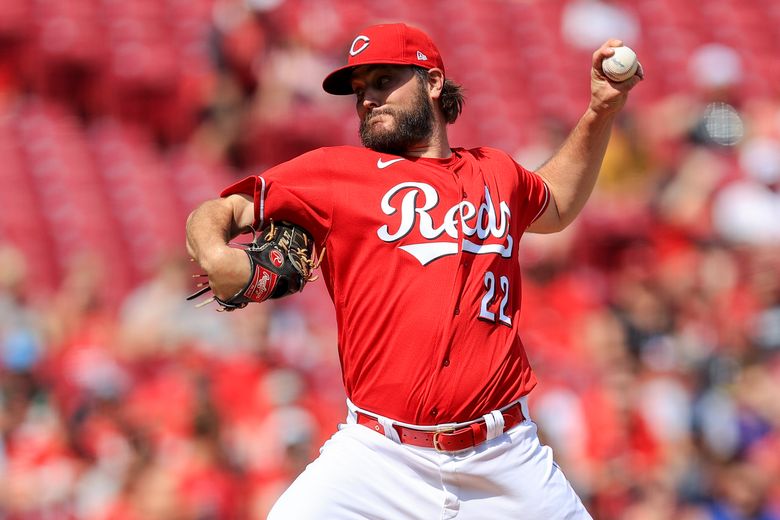 Reds' Miley throws season's 4th no-hitter