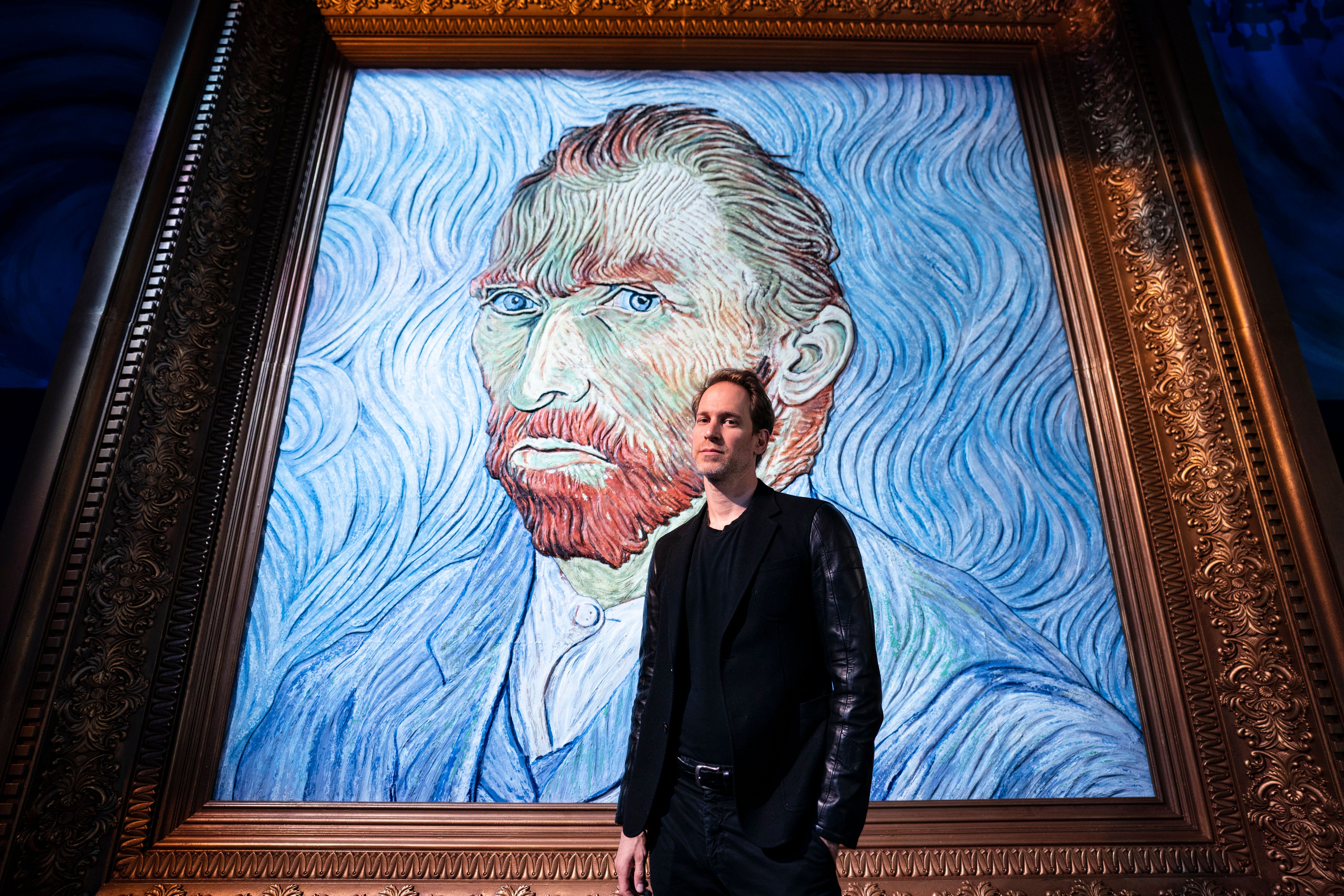 Giant vincent 2025 van gogh