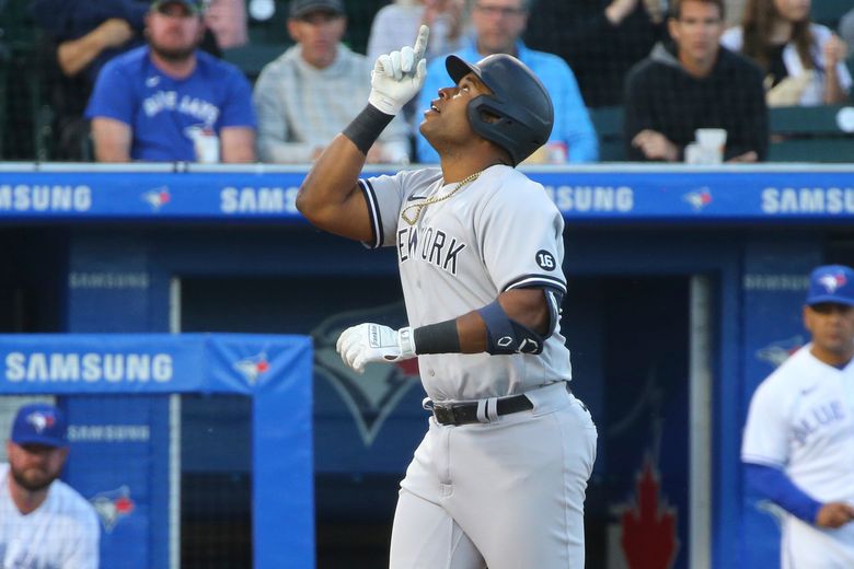 New York Yankees designated hitter Clint Frazier celebrates