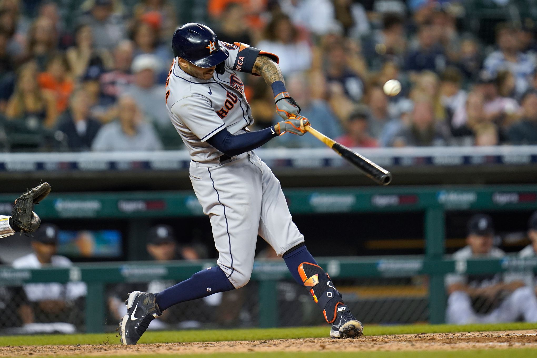 Correa leads Astros to 11th straight win, 12-3 over Tigers – Oneida Dispatch