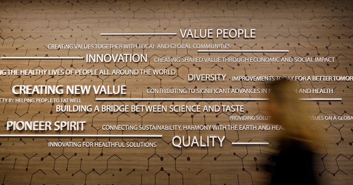 Offices after COVID Wider hallways, fewer desks The Seattle Times