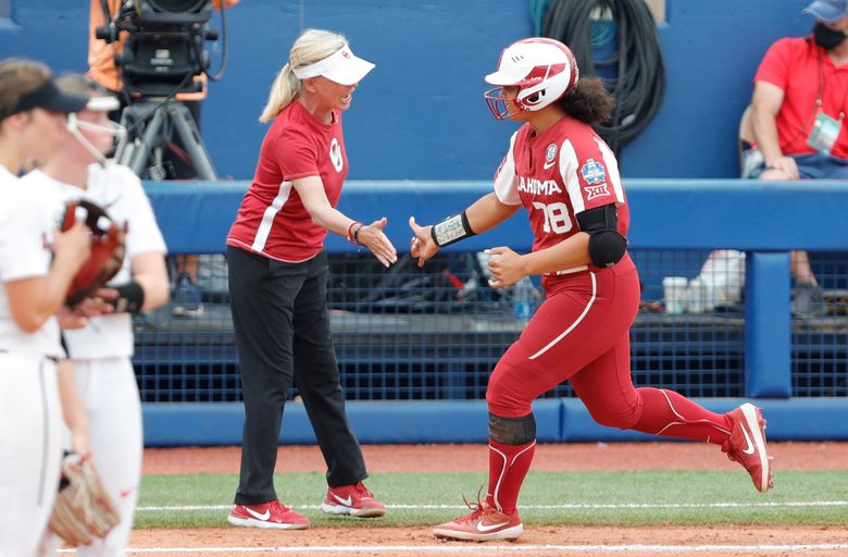 Oklahoma's Jocelyn Alo sets record for most HRs across NCAA