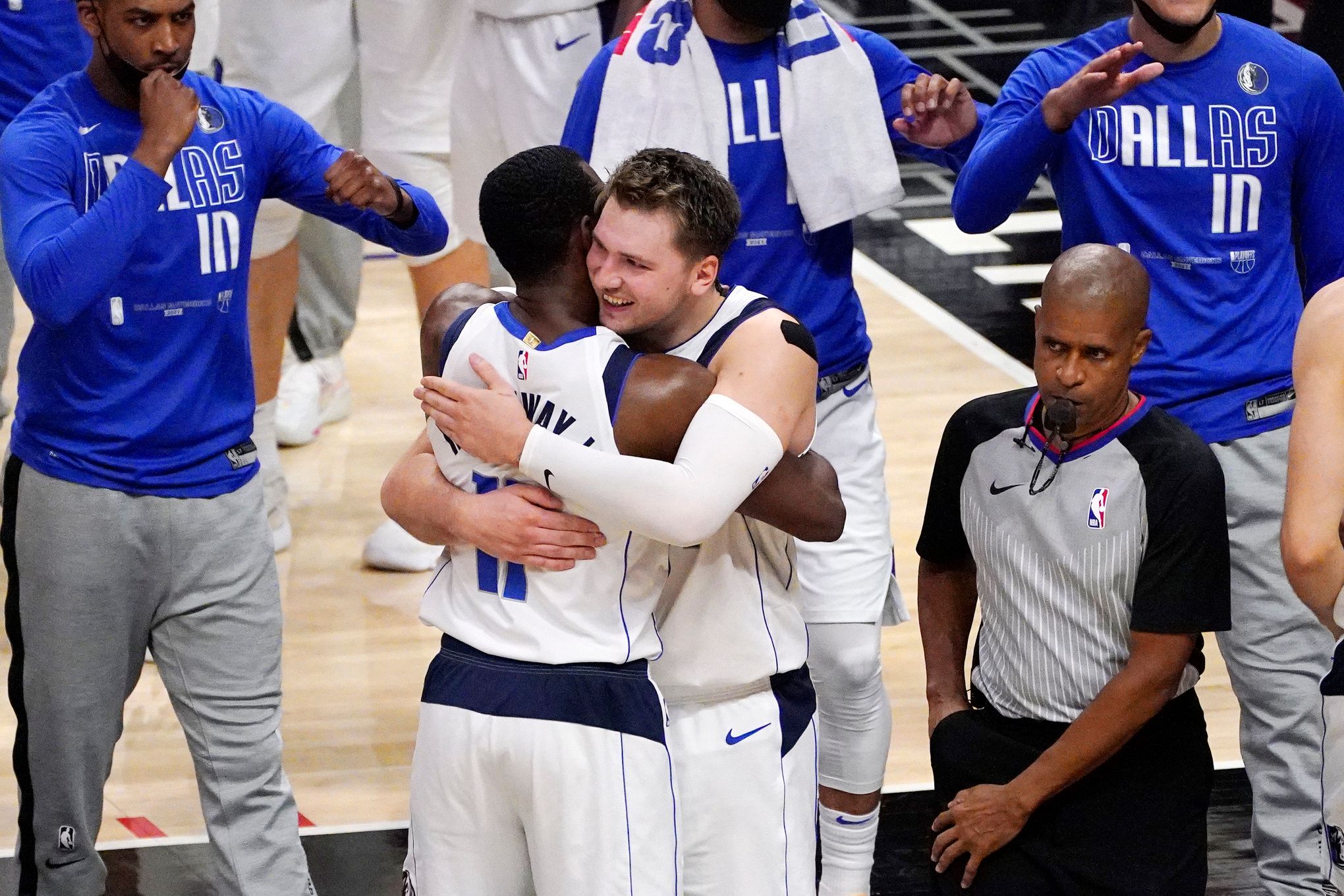 Watch Dallas Mavericks bring home the 2011 championship