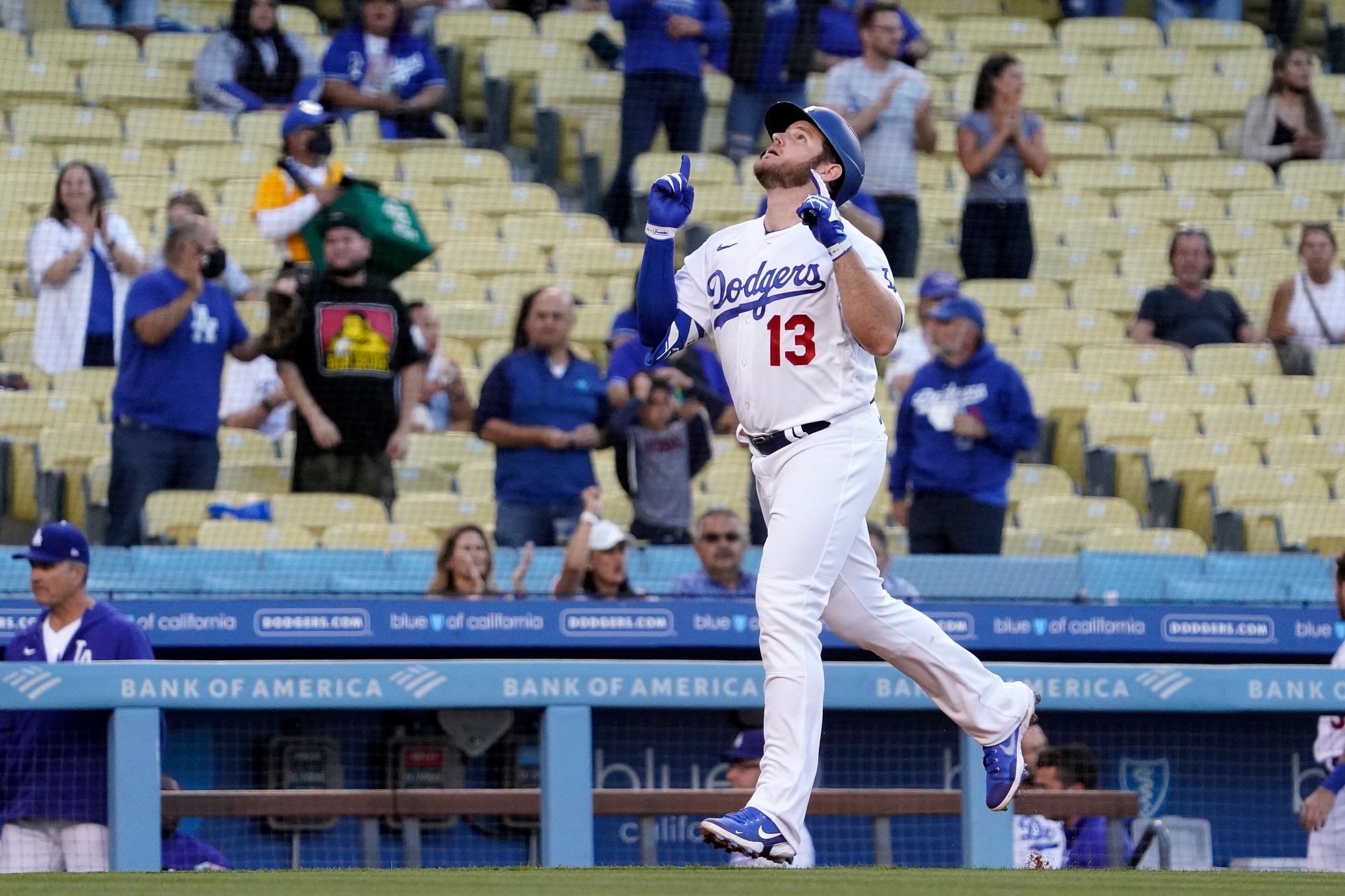 Dodgers Injury Notes: Max Muncy, Cody Bellinger, Corey Seager