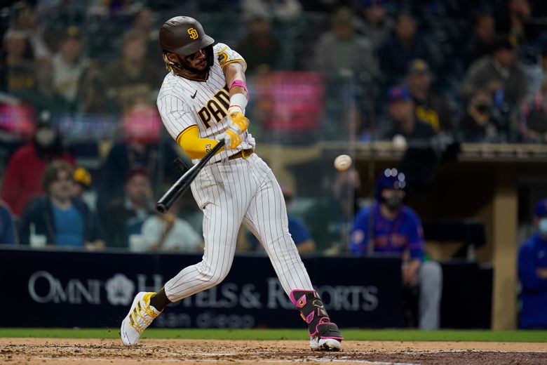 Fernando Tatis Jr. hits 3 home runs against D-backs