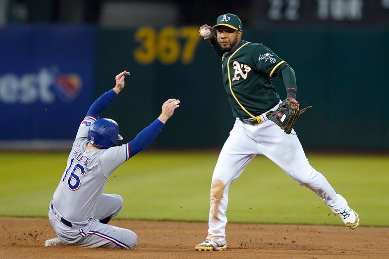 Shortstop Elvis Andrus saves Texas Rangers with glove in Game 2 of