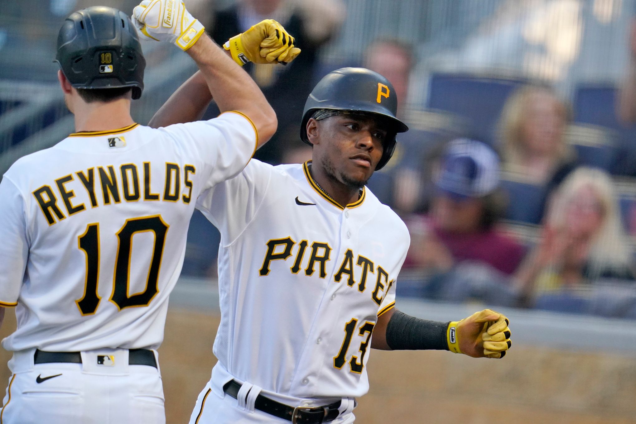 Pirates rookie Ke'Bryan Hayes called out on home run after missing first  base 