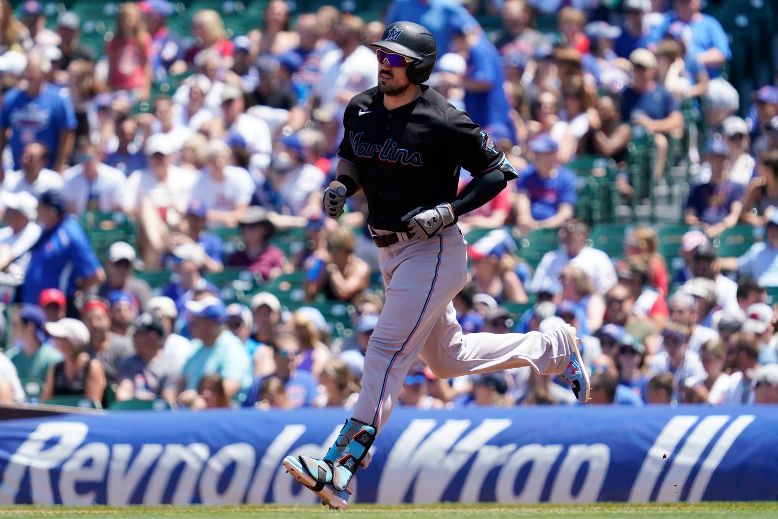 Duvall hits 2 HRs again as Marlins pound Cubs 11-1