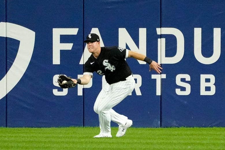 White Sox place Lamb on IL with strained right quadriceps