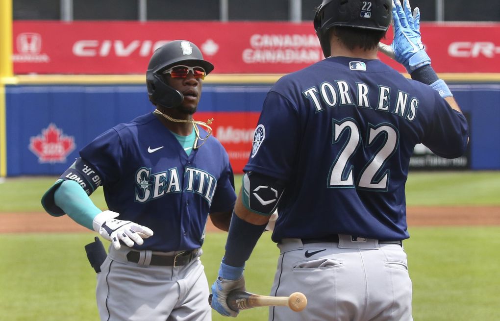 Mariners DH Luis Torrens adapting to opponents' adjustments to his hitting  success