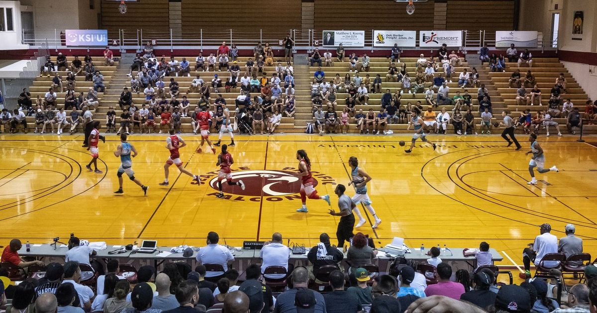 2018 The Crawsover Pro Am League Basketball game, Seattle P…