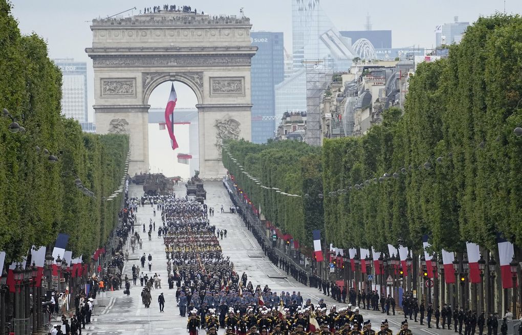 Exploring the Arc de Triomphe & Spokes of the Champs Elysees