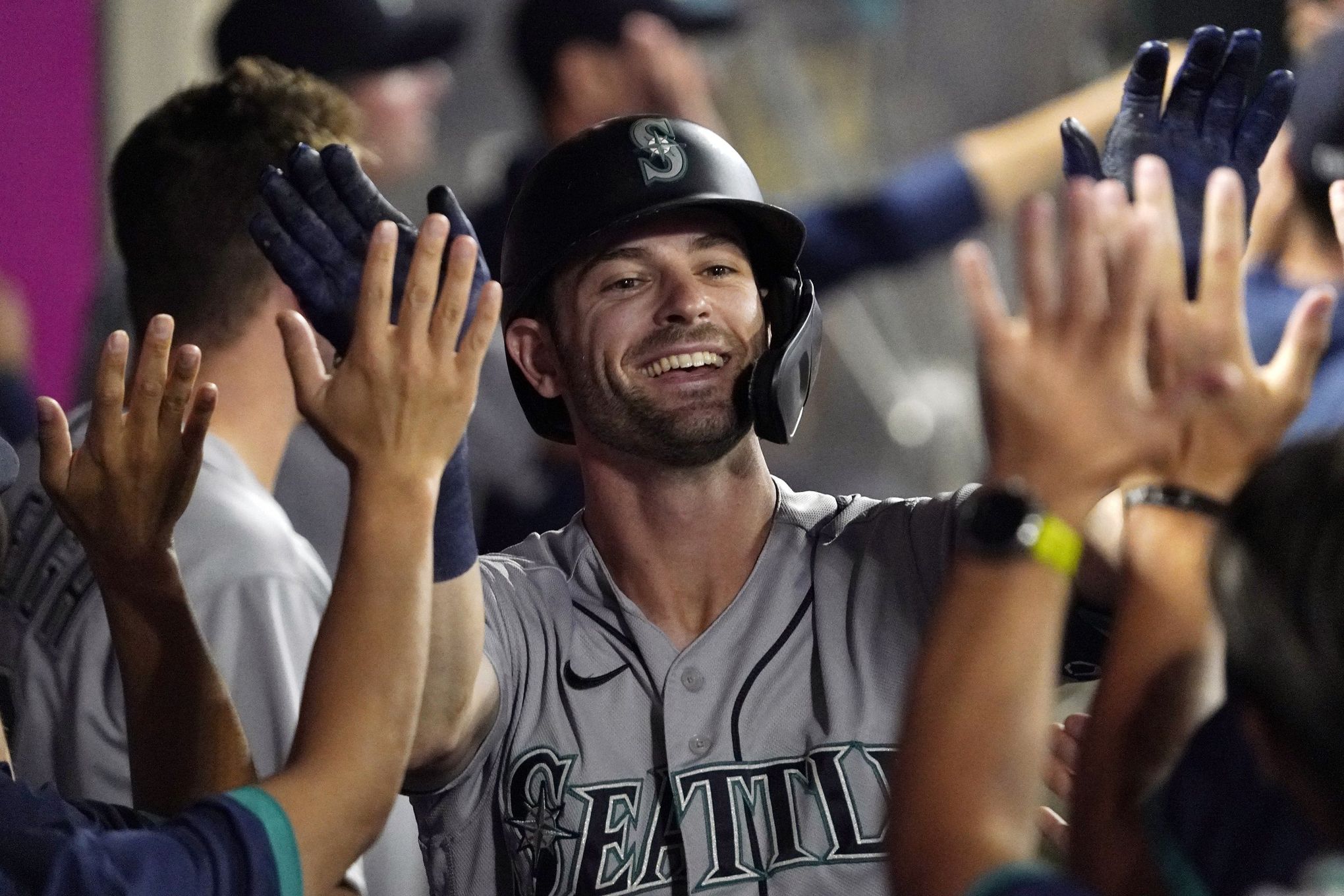 Seattle Mariners outfielder Mitch Haniger and his wife had a really great  week