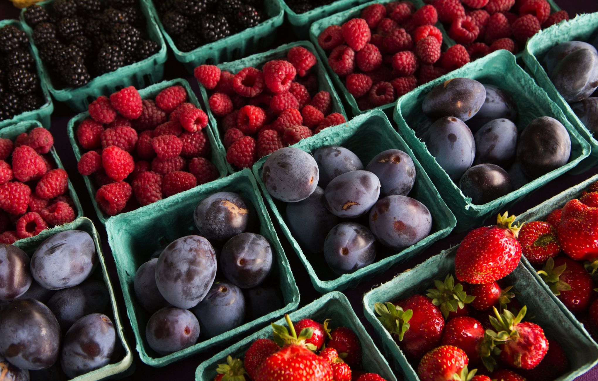 Fresh Plums  Central Market - Really Into Food