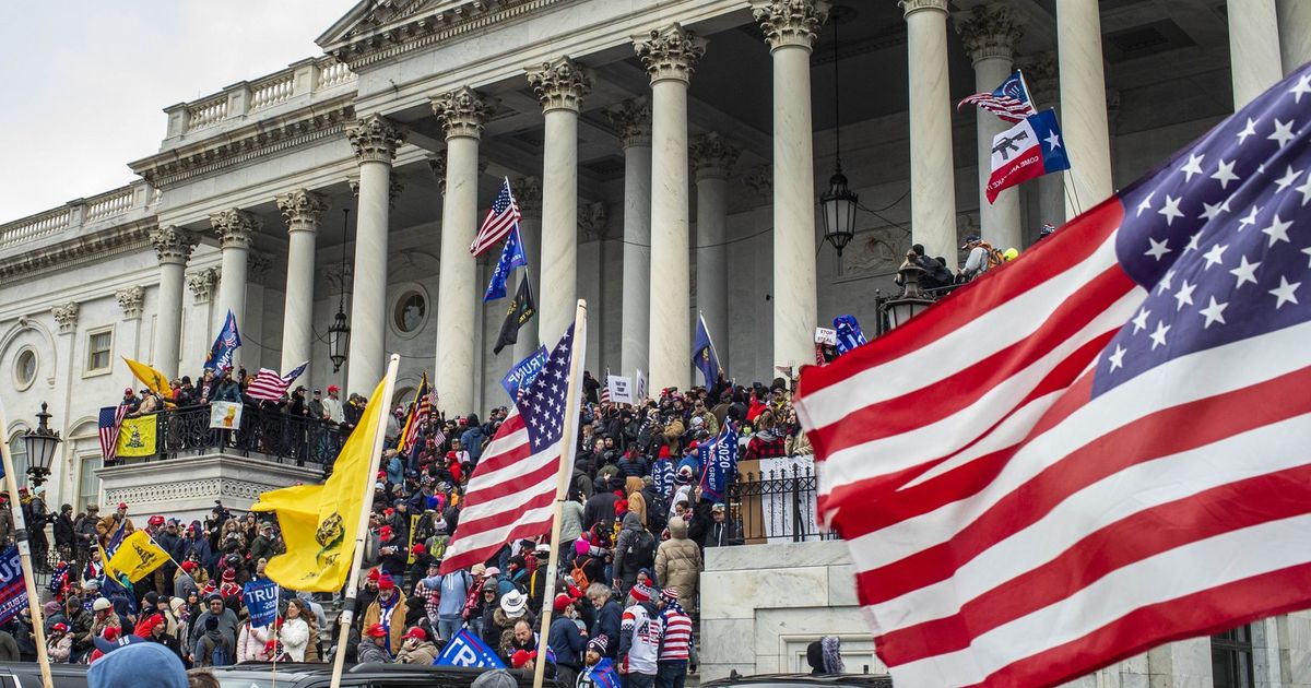 How a respected NYPD officer became the accused Capitol Riot #EyeGouger ...