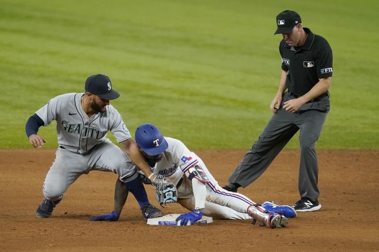 For the second consecutive day, Jonah Heim delivers Rangers a walkoff win  vs. Mariners