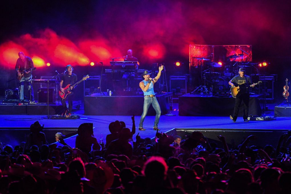 Tim McGraw headlines Watershed, Washington state’s premier country fest. On Friday night, he got the crowd roaring, moving through three decades of hits. (Matt Lamb)