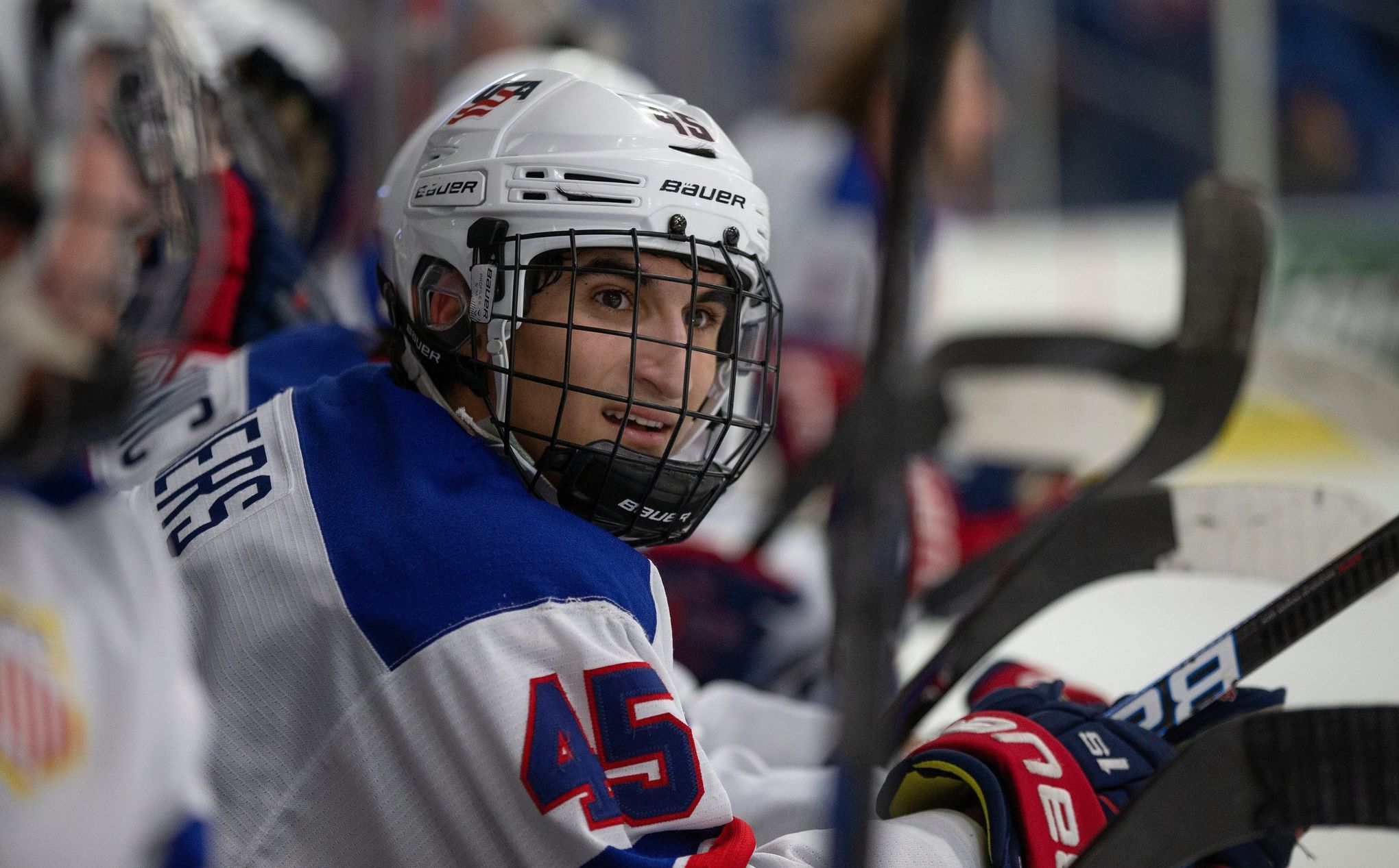 A 7-year-old hockey fan wanted a prosthetic leg that repped his