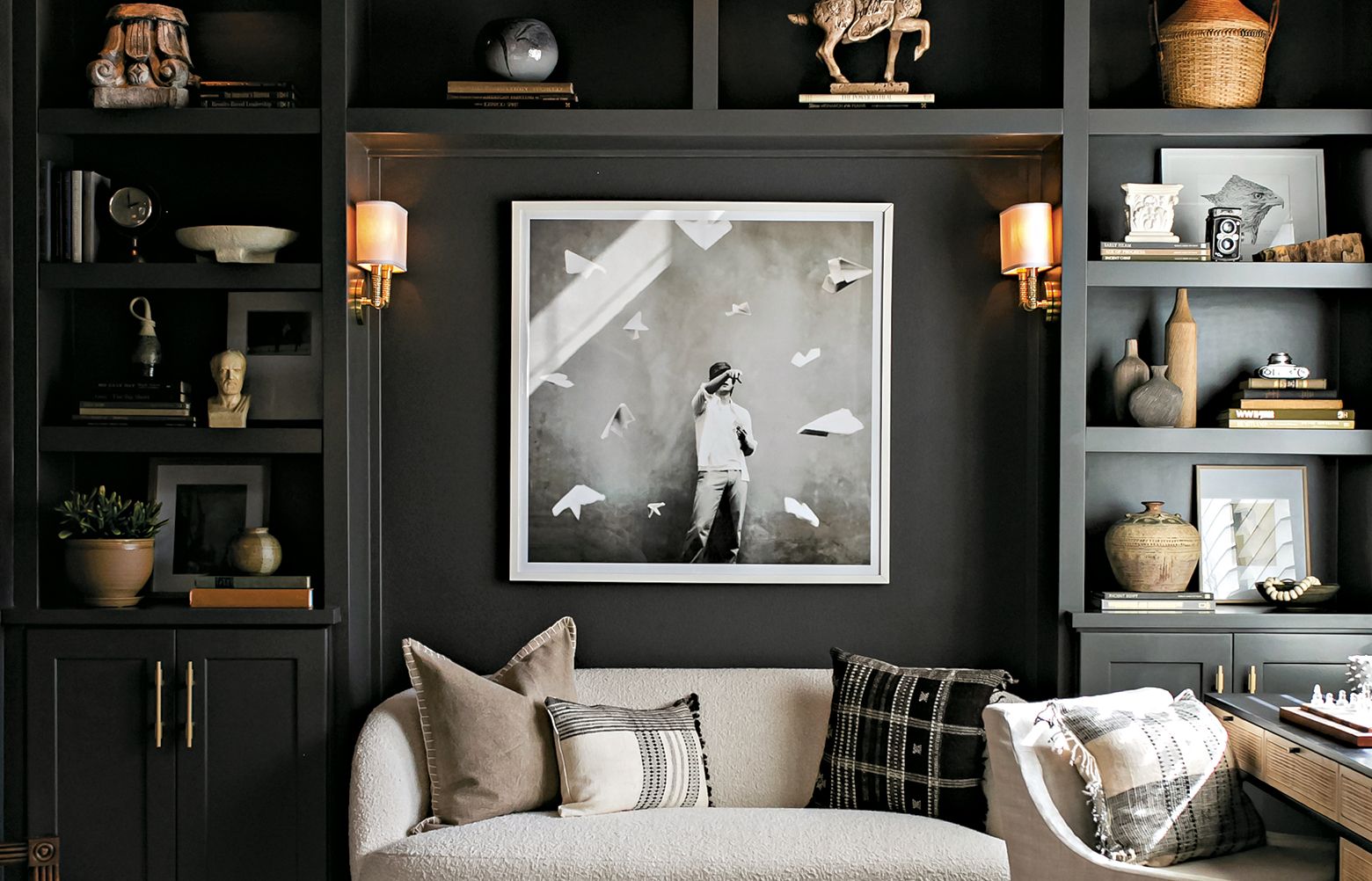 Moody Decor: Transform Your Space into a Cozy Retreat