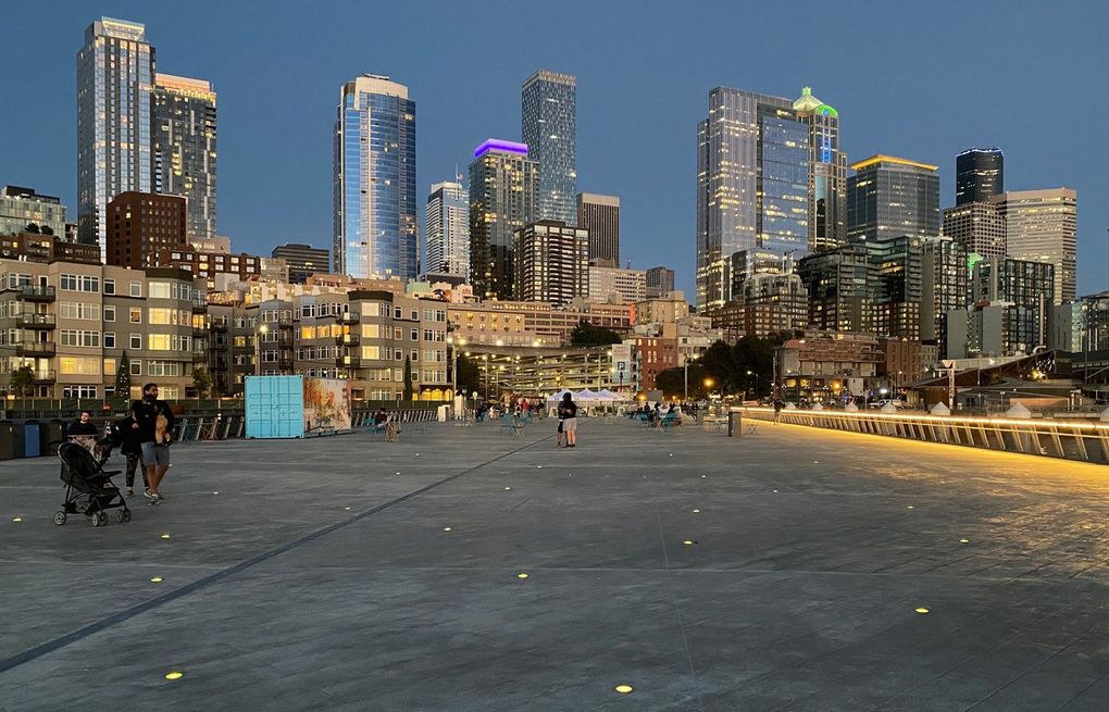 Waterfront Park — Seattle Mariners Party at the Pier