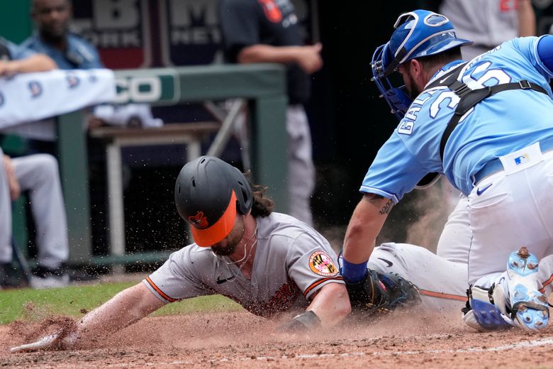 Kansas City Royals sneak past skidding Baltimore Orioles 