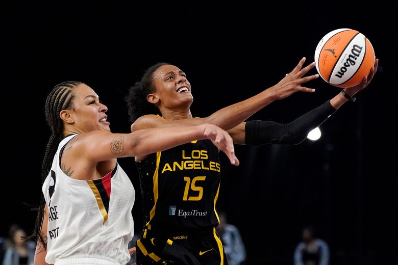 Cambage 'living my best life' with Sparks, not Opals