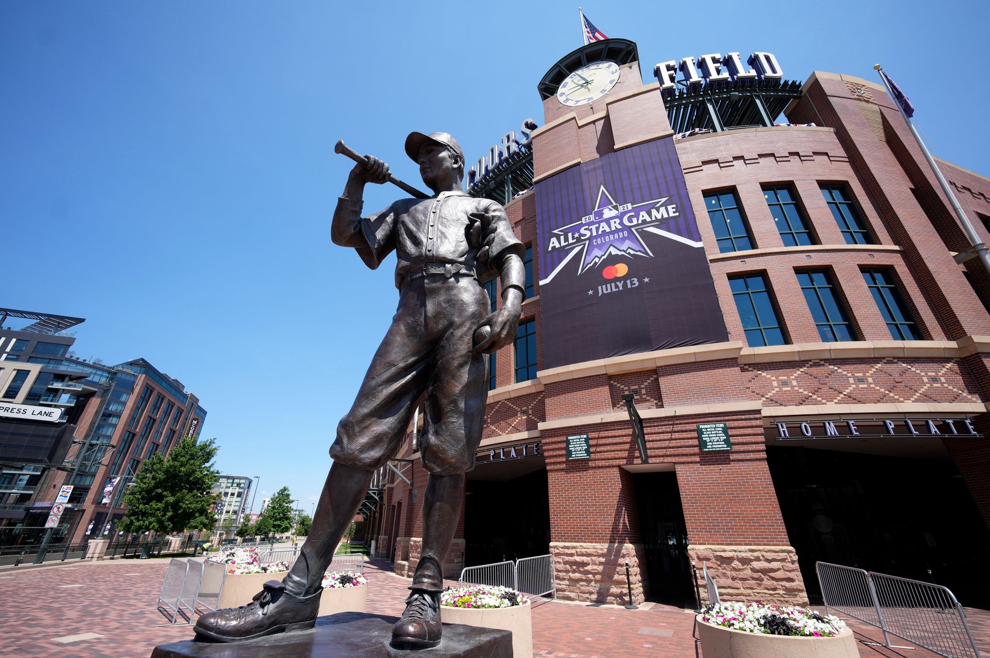 Braves Host Japan Community Night as Ohtani Comes to Town - Global