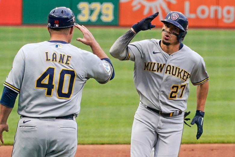 Brewers shortstop Willy Adames homers in his first game back